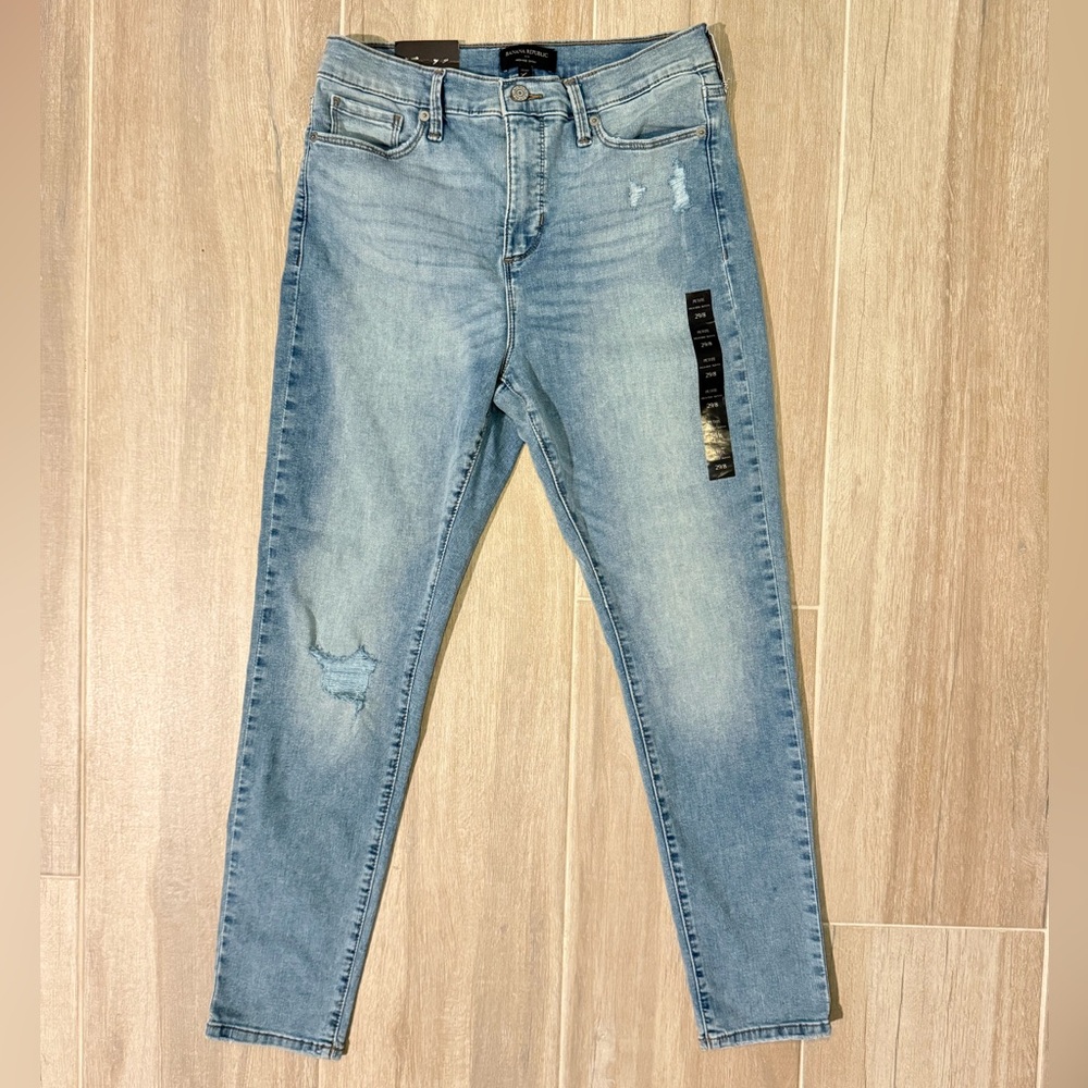 NWT Banana Republic High Rise Skinny Jeans 29P or 8P Light Blue Jeans